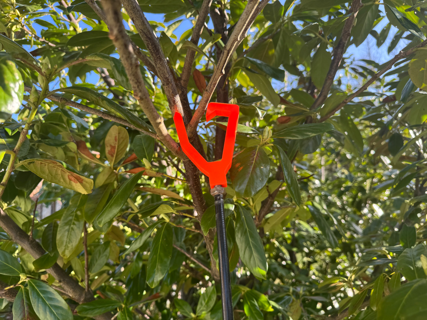 Geocaching: Angelhaken - Berge-/Verstecktool für Biltemacaches Foto 6