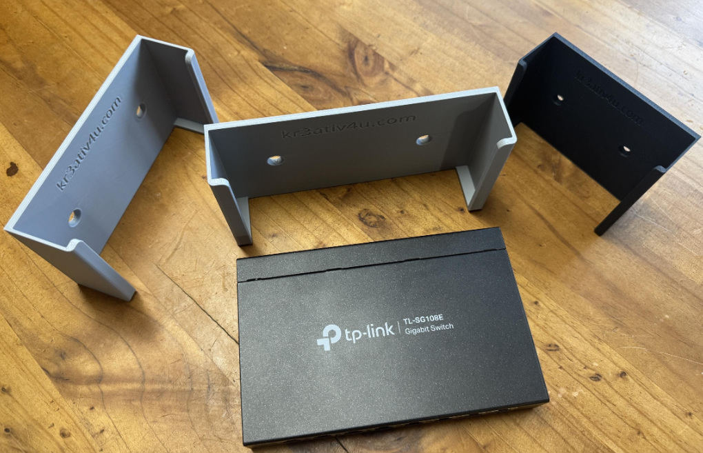 Halterungen (Wand, unter Tisch) für Switch, verschiedene Größe