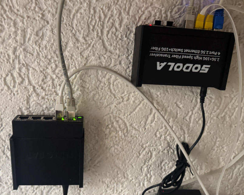 Halterungen (Wand, unter Tisch) für Switch, verschiedene Größe Foto 4